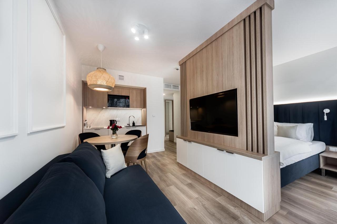 Aurum Aparthotel - Nowe Apartamenty Blisko Plazy - Neue Appartements In Strandnaehe ชวีโนวิชแจ ภายนอก รูปภาพ