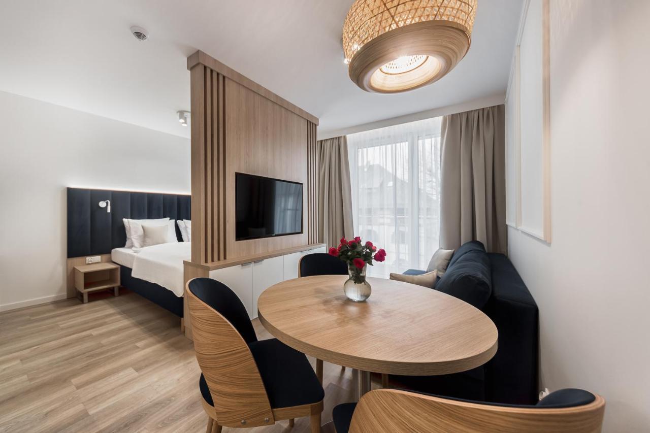Aurum Aparthotel - Nowe Apartamenty Blisko Plazy - Neue Appartements In Strandnaehe ชวีโนวิชแจ ภายนอก รูปภาพ